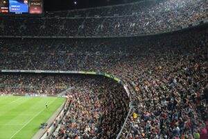 Yuste eleva la pressió sobre la UEFA i denuncia un greu perjudici econòmic i esportiu després de l’eliminació davant l’Atlètic