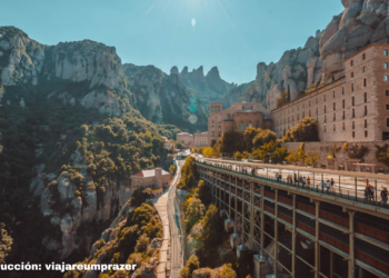 Montserrat: la muntanya que organitza el silenci a pocs quilòmetres de Barcelona