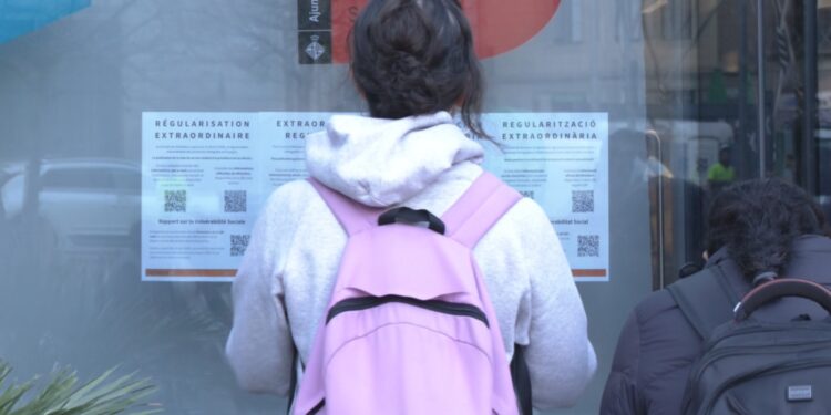 El Govern obre 50.000 noves places per a aprendre català destinades a migrants regularitzats