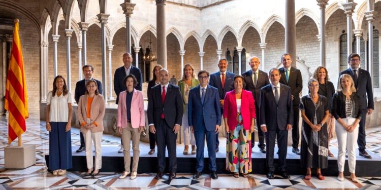 El Govern abonarà fins a 800 euros extres als professors al maig en ple conflicte educatiu a Catalunya