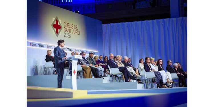 Illa expressa el compromís de Catalunya amb la regularització al lliurament de les Creus de Sant Jordi