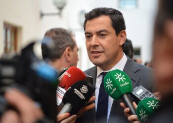 L’abraçada buida i l’esquerra sense braços