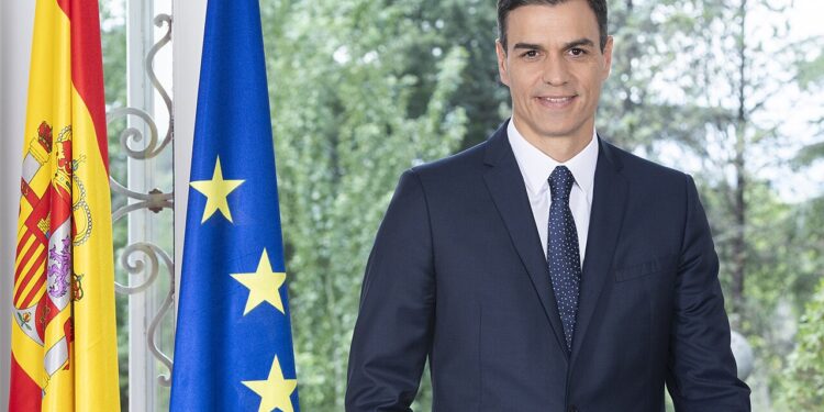 Sánchez cierra filas ante la nueva ofensiva judicial y descarta cualquier escenario electoral