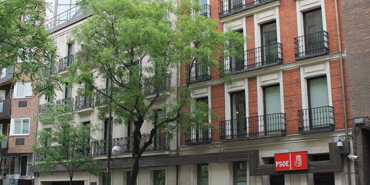 La Guàrdia Civil entra a la seu del PSOE per reclamar documentació del cas Leire Díez