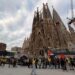 Els docents bloquegen l’accés a la Sagrada Família en un nou dia de vaga educativa