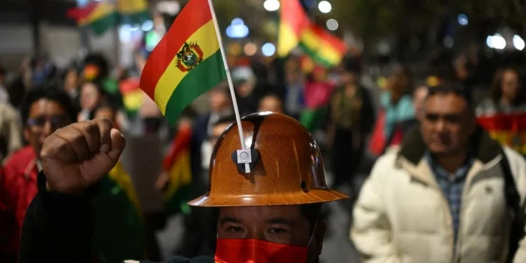 Crecen las protestas y la crisis política en Bolivia