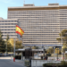 El positivo por hantavirus ingresado en el Gómez Ulla mejora y los otros trece miembros del grupo español continúan en cuarentena sin síntomas