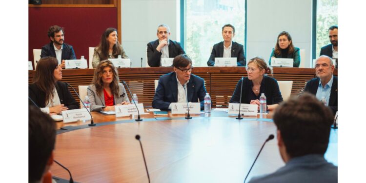 Illa manté que Catalunya s’ha de “treure els complexes” i liderar sense demanar permís a ningú