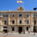 La façana de l’Ajuntament de l’Hospitalet recupera la imatge originària
