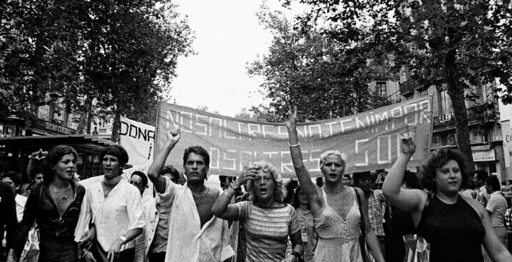 La Generalitat porta a Madrid una exposició inèdita de Colita sobre les manifestacions LGTBI+ de 1977