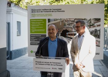 Entra en servicio el ascensor de la Floresta gracias a la colaboración entre Ferrocarrils y el Ayuntamiento de Sant Cugat