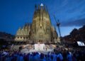El Papa bendice la torre de Jesús de la Sagrada Familia