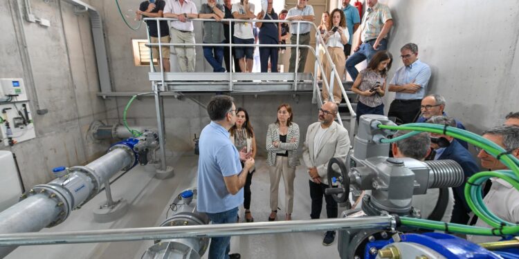 Vallirana se conecta a la red general de agua y deja de depender de los pozos