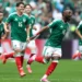 Jugadores de México celebran la victoria ante Sudáfrica en el debut del Mundial 2026