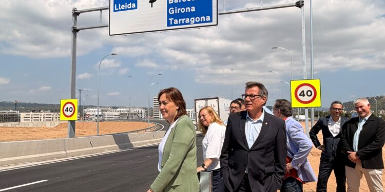 Entra en servicio la nueva carretera C-54, una vez finalizadas las obras de desdoblamiento de la B-224 entre Martorell y Sant Esteve Sesrovires