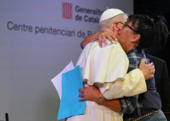 El Papa encarga a la Moreneta la misión de la Iglesia en un mundo que «clama pidiendo justicia y paz»