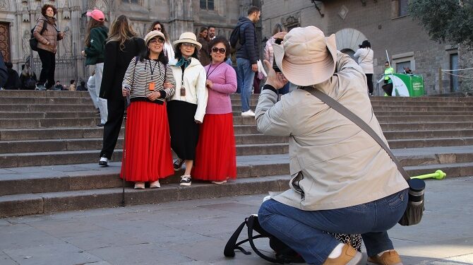Els turistes internacionals gastaran un 10 % més aquest estiu