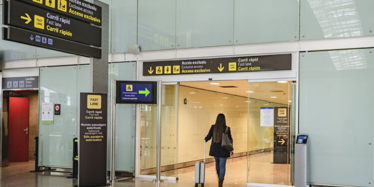 Aena adjudica la revisión del Plan Director del aeropuerto de El Prat para planificar su futuro desarrollo