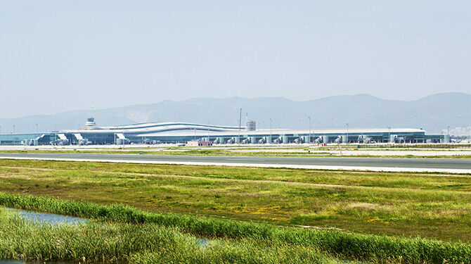 El aeropuerto de El Prat refuerza su compromiso con la reducción de emisiones y la sostenibilidad