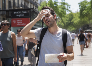 Les onades de calor redueixen la probabilitat que els turistes internacionals tornin a Espanya