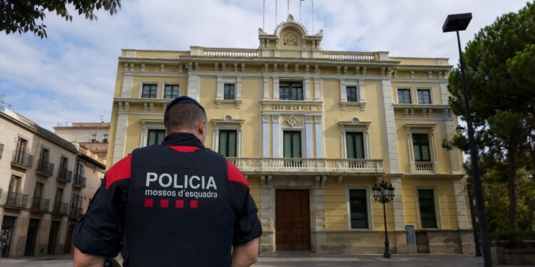 L’Hospitalet redueix un 14 % els delictes després de la implantació del Pla Bastió i reforça la lluita contra la multireincidència