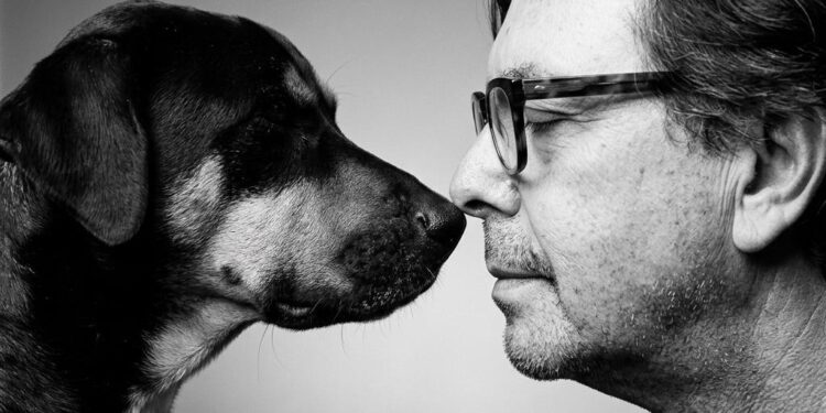 Los ojos de un perro y la política de los afectos