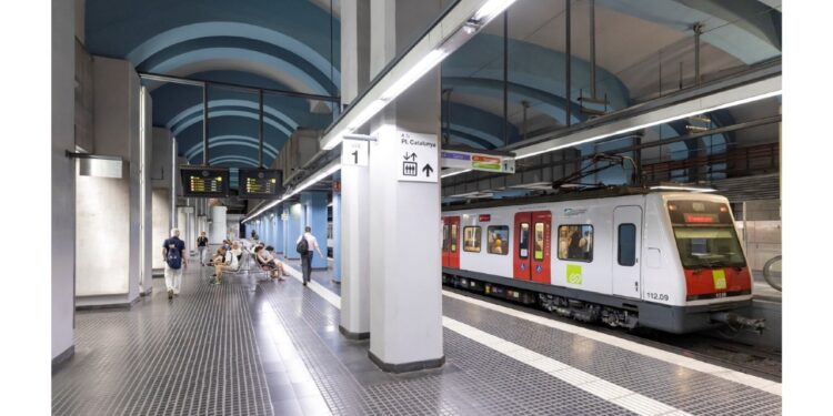 La línea Barcelona-Vallès de Ferrocarrils reanuda el servicio habitual