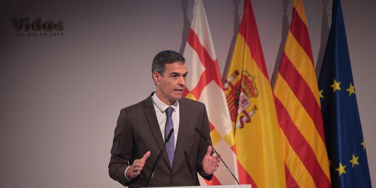 Sánchez defiende que es necesario intervenir en el mercado de la vivienda y reclama más oferta asequible