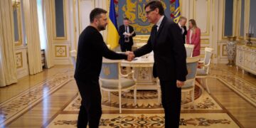 Illa trasllada a Zelenski la «solidaritat» de Catalunya amb la «resiliència» del poble ucraïnès