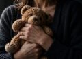 Violència de gènere i violència vicària: protegir sense arribar tard