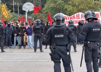 Els Mossos impedeixen a Vito Quiles accedir a la UAB, on havia anunciat un acte