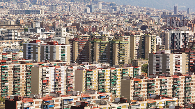 L’Hospitalet comprarà 148 pisos per evitar que acabin en mans d’un fons d’inversió