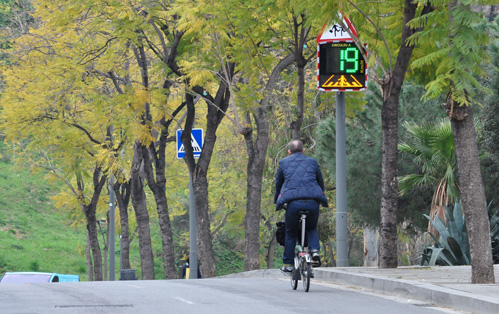 El Área Metropolitana fomenta el uso de la bicicleta entre empresas, autónomos y profesionales