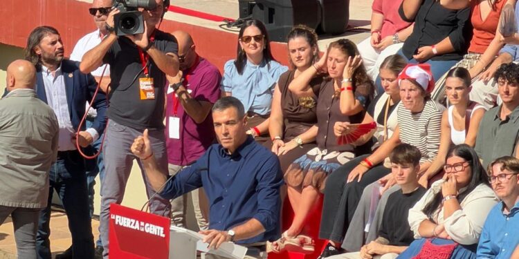 Sánchez reforça el missatge de mobilització: «Urnes plenes, guanya la gent»