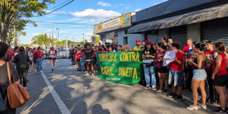 Flávio Bolsonaro: la continuidad familiar presentada como renovación