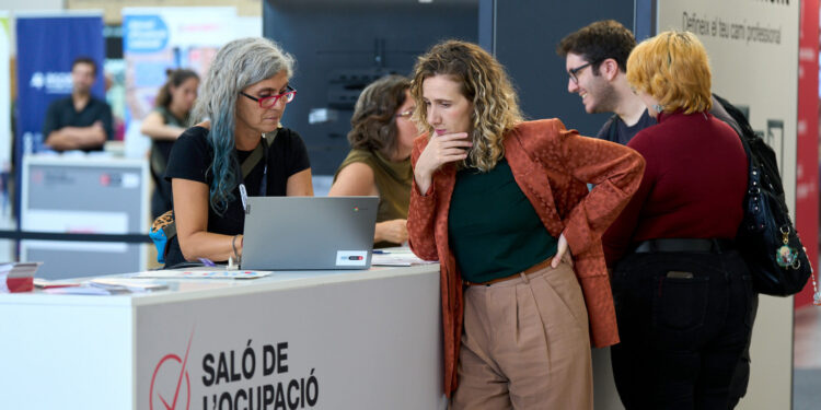 Més de 160 activitats per trobar feina, reorientar la carrera o actualitzar competències al Saló de l’Ocupació